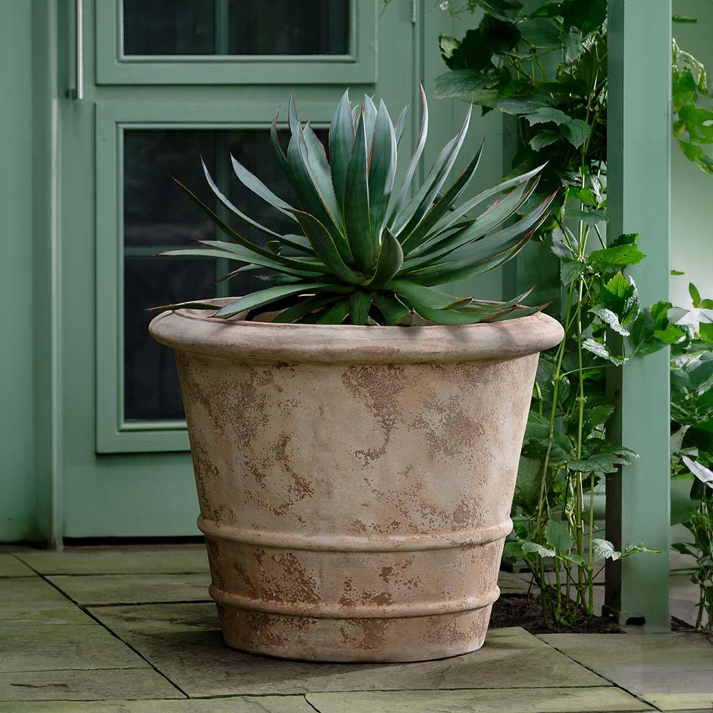 Campania Pienza Planter  Antico Terra Cotta
