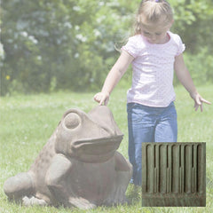 Campania Giant Garden Frog