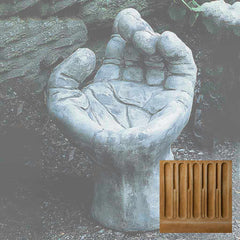 Campania Mano Birdbath