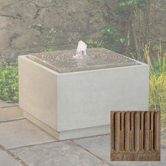 Campania Onda Fountain, Square