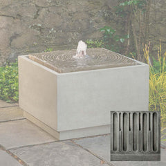 Campania Onda Fountain, Square
