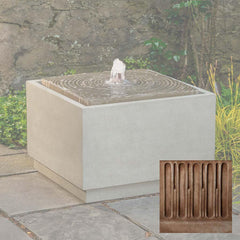 Campania Onda Fountain, Square