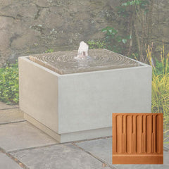 Campania Onda Fountain, Square