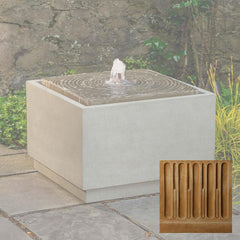 Campania Onda Fountain, Square