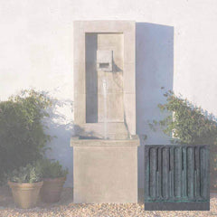 Campania Moderne Fountain