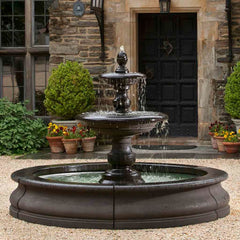 Campania Caterina Fountain in Basin