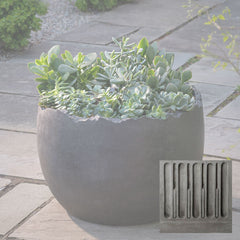 Campania Broken Egg Planter - Grade AA