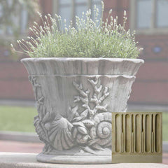Campania Smithsonian Chesapeake Urn