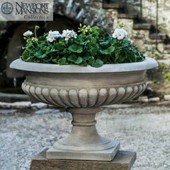 Campania Kingscote Urn