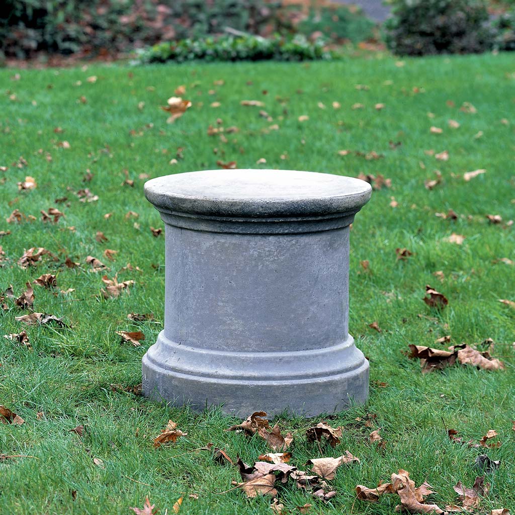 Campania Low Round Plain Pedestal
